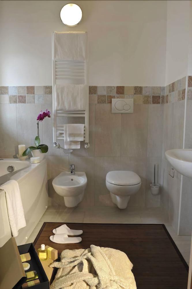 Residence Hotel Rubino Fogliano Marina Ngoại thất bức ảnh
