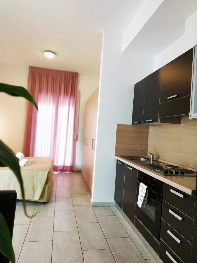 Residence Hotel Rubino Fogliano Marina Ngoại thất bức ảnh